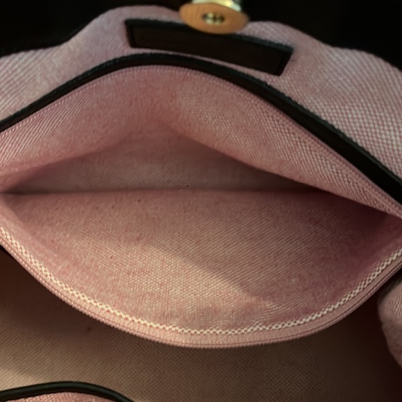 Pre owned Rare Dooney & Bourke Purple smoke tote with wallet. - Picture 7 of 14